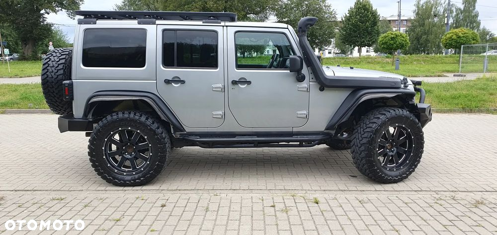 Jeep Wrangler 3.6 Unlim Sahara - 6