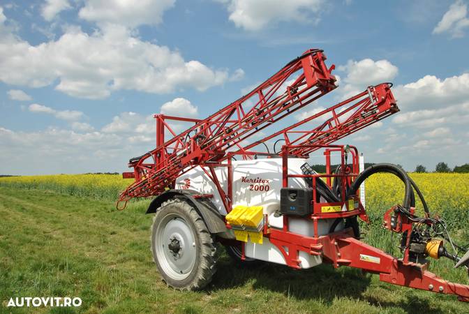 Altul Erbicidator tractar Farmgep Kertitox EcoLine 2000l/18m - 1