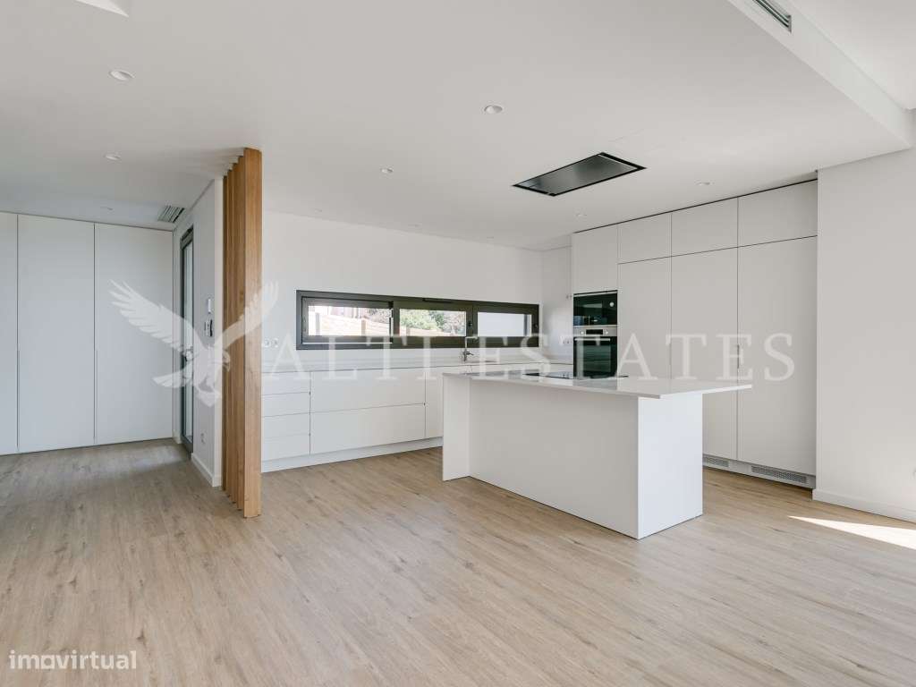 Moradia moderna T3+1 recém-construída em Murches-7