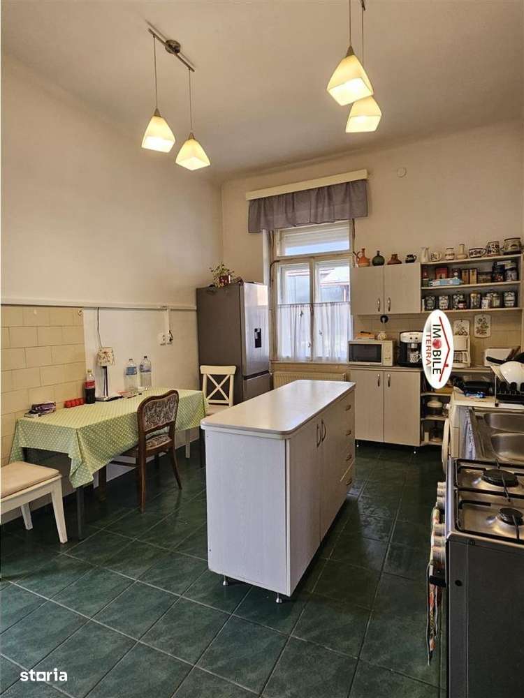 Casa cu 900 mp teren zona Calea Poplacii aproape de Parcul Sub Arini-8