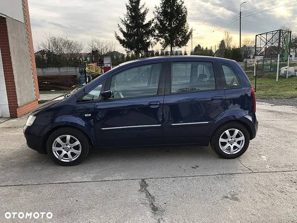 Fiat Idea 1.4 16V Dynamic - 4