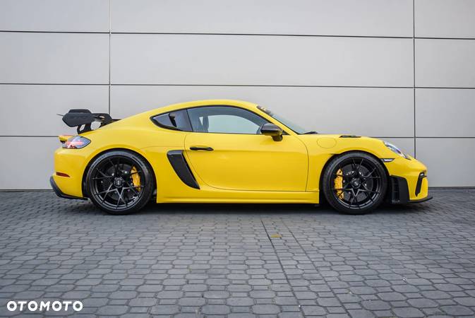 Porsche 718 Cayman GPF GT4 RS PDK - 2