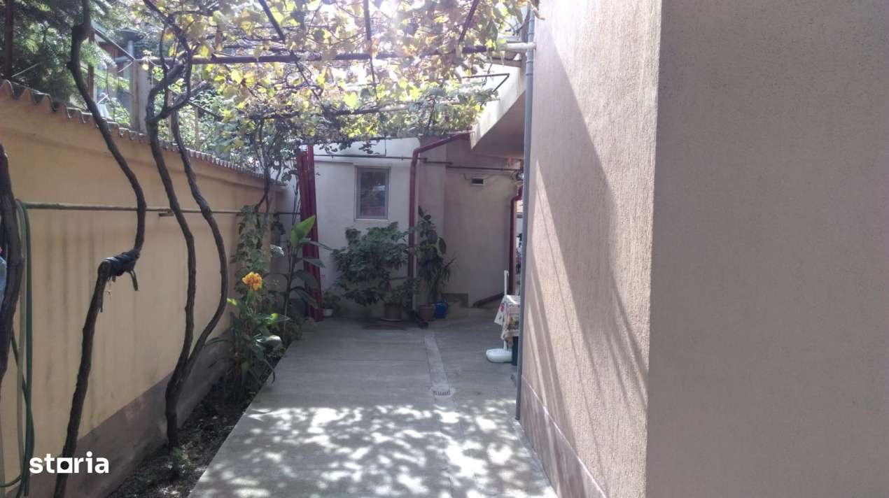 Vila 10 camere | Curte| Vitan | Metrou| Mihai Bravu 10' - Imagine principală: 4/19