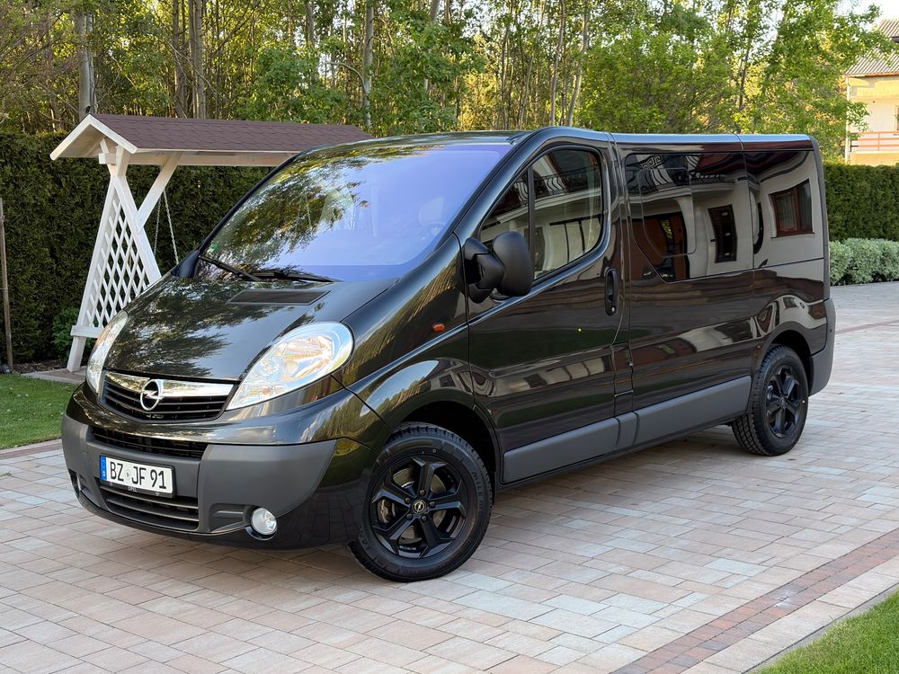 Opel Vivaro I L1H1 2.9t 2012