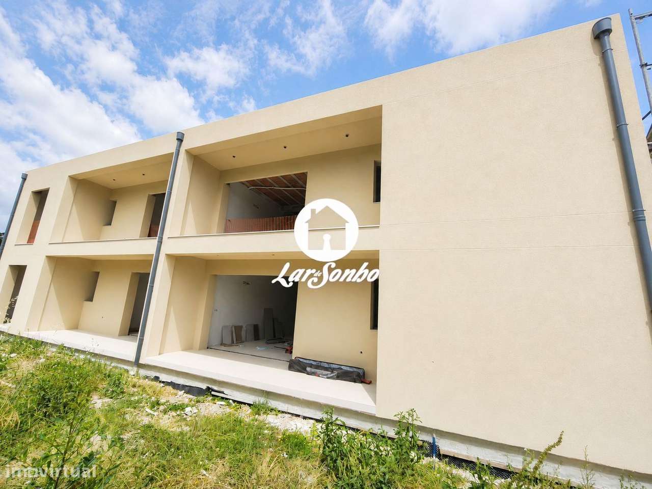APARTAMENTO T2 EM CONDOMÍNIO-8