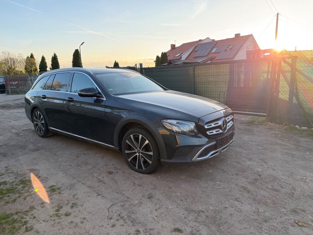 Mercedes-Benz E W213 220 d 4Matic All-Terrain 9G-TRONIC Avantgarde 2017