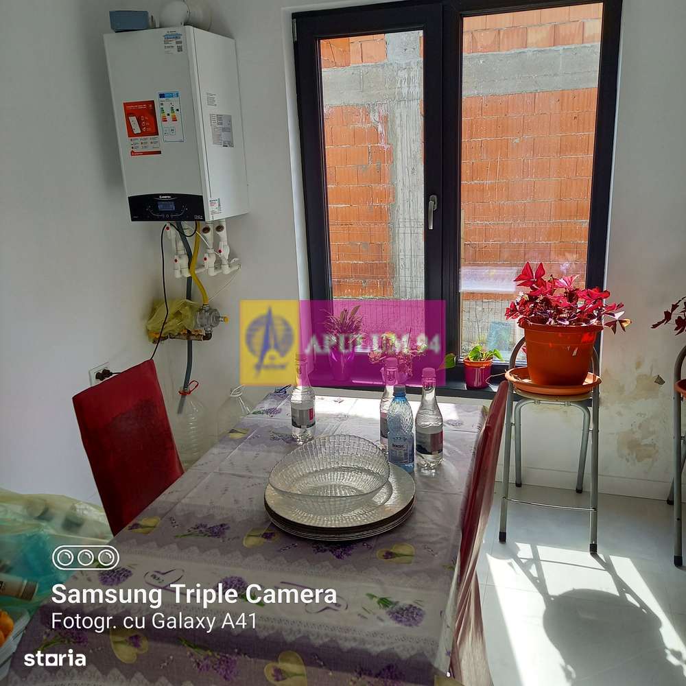 Vila P+1+pod- Fundeni- Dobroesti - Imagine principală: 4/13