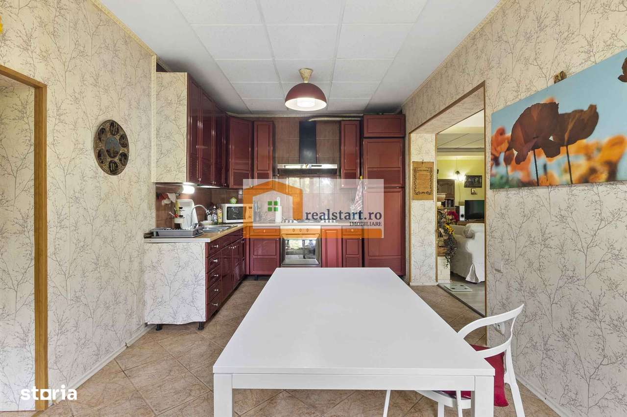 Breaza, Vedere Padure, 5000mp teren, D+P+1E+M, semineu, foisor-9