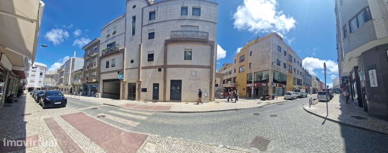 Apartamento T1 Novo no Centro de Caldas da Rainha com 2 lugares de est-30
