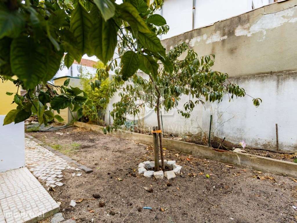 Moradia Isolada - Bi Familiar - Amoreiras - Setúbal-39