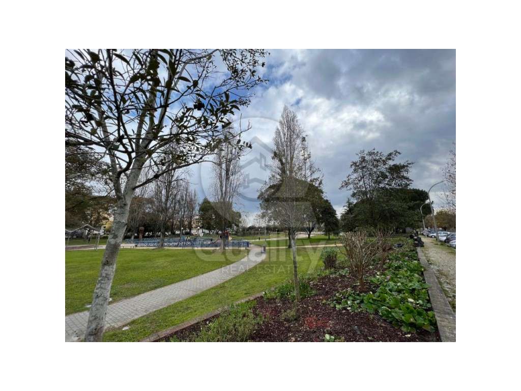 Terreno em Baixa da Banheira - Grande imagem: 5/26