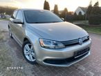 Volkswagen Jetta 1.4 Hybrid DSG Comfortline - 9