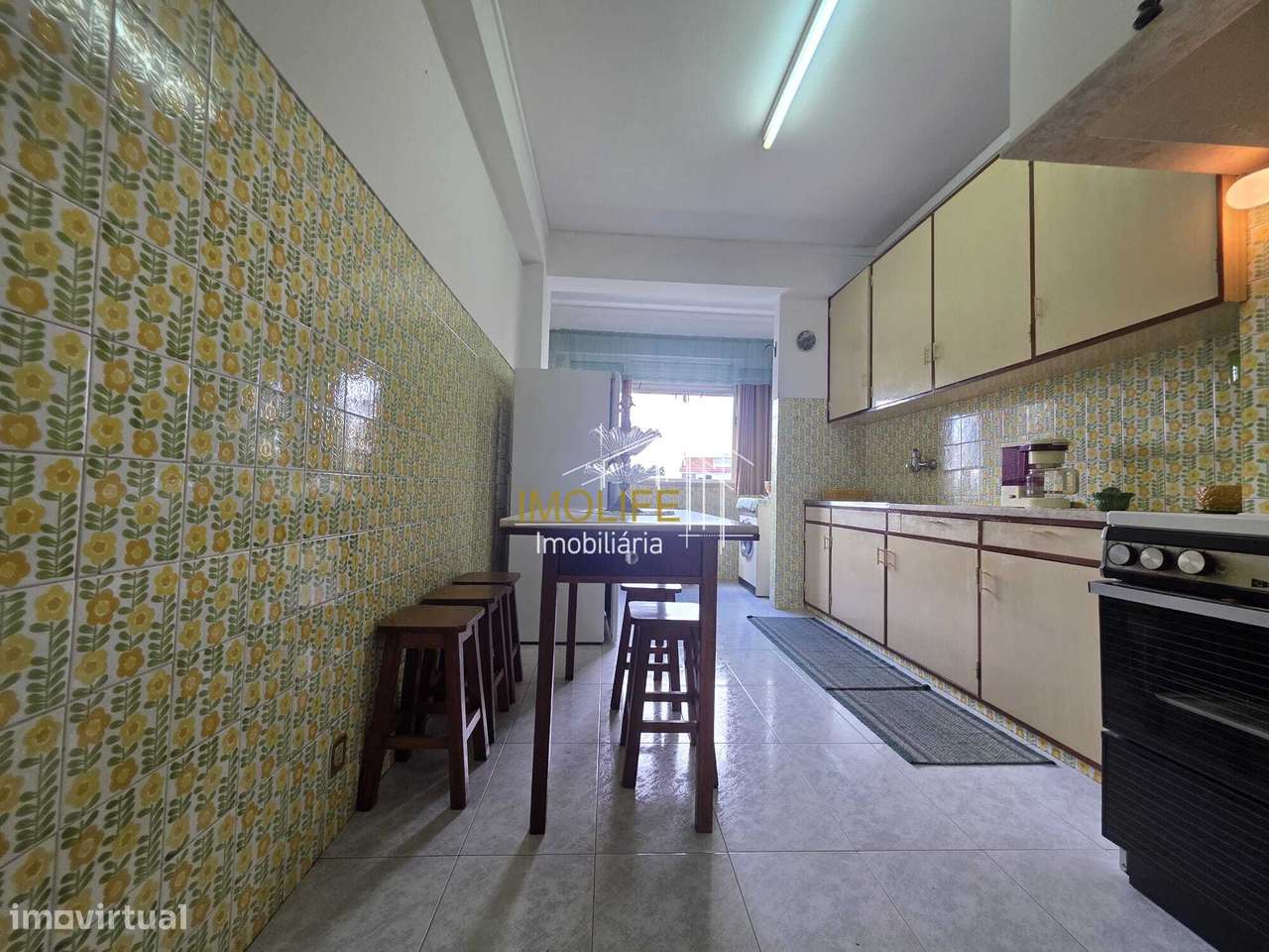 Apartamento T2 em odivelas com vista desafogada-35