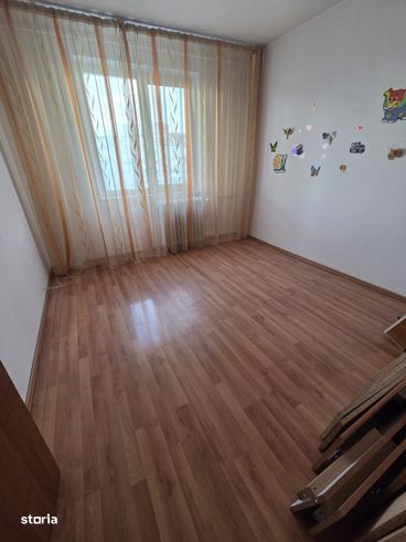 Apartament 3 camere de vanzare Lujerului Intersectie (Bloc 1986)-11