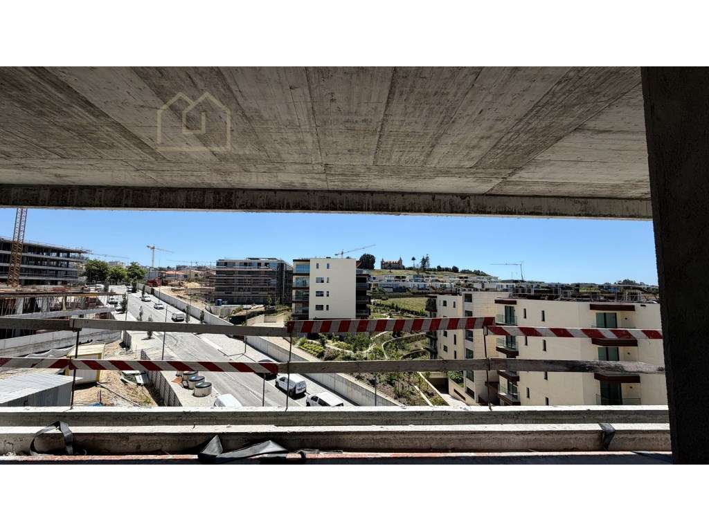 Excelente apartamento T3 com terraço 75m2 para comprar junto a Mari...-12