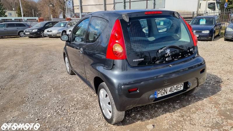 Peugeot 107 1.0 Trendy - 28