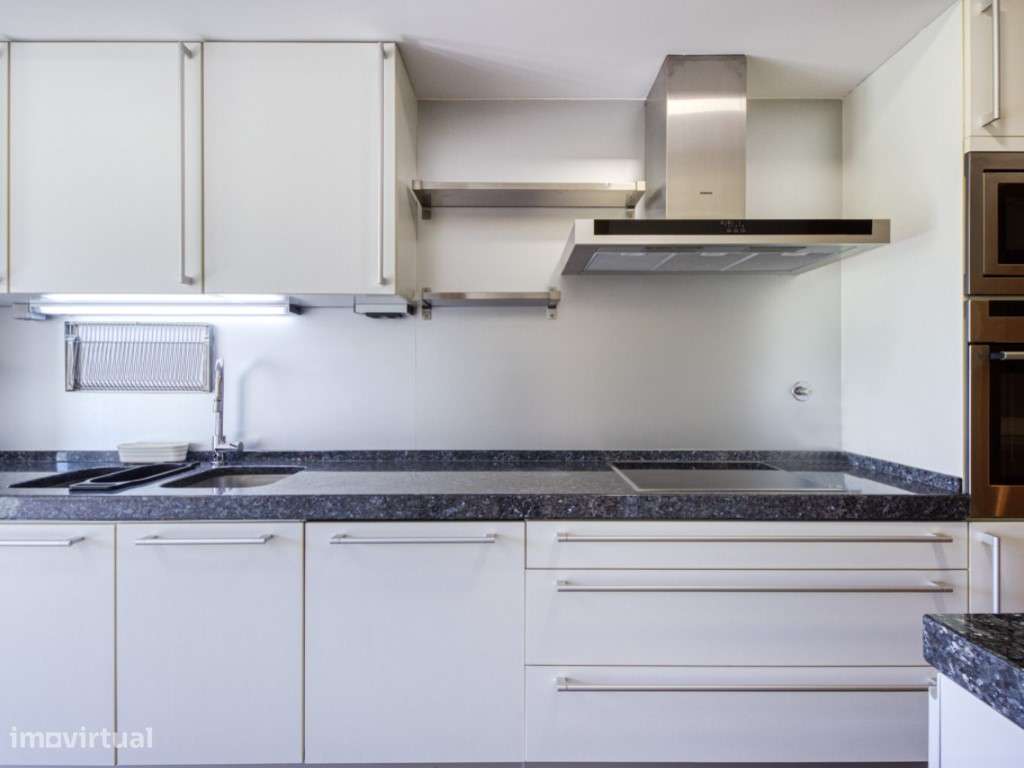 T3 com Box 2 carros e grande varanda - Colinas do Cruzeiro, Odivelas-9