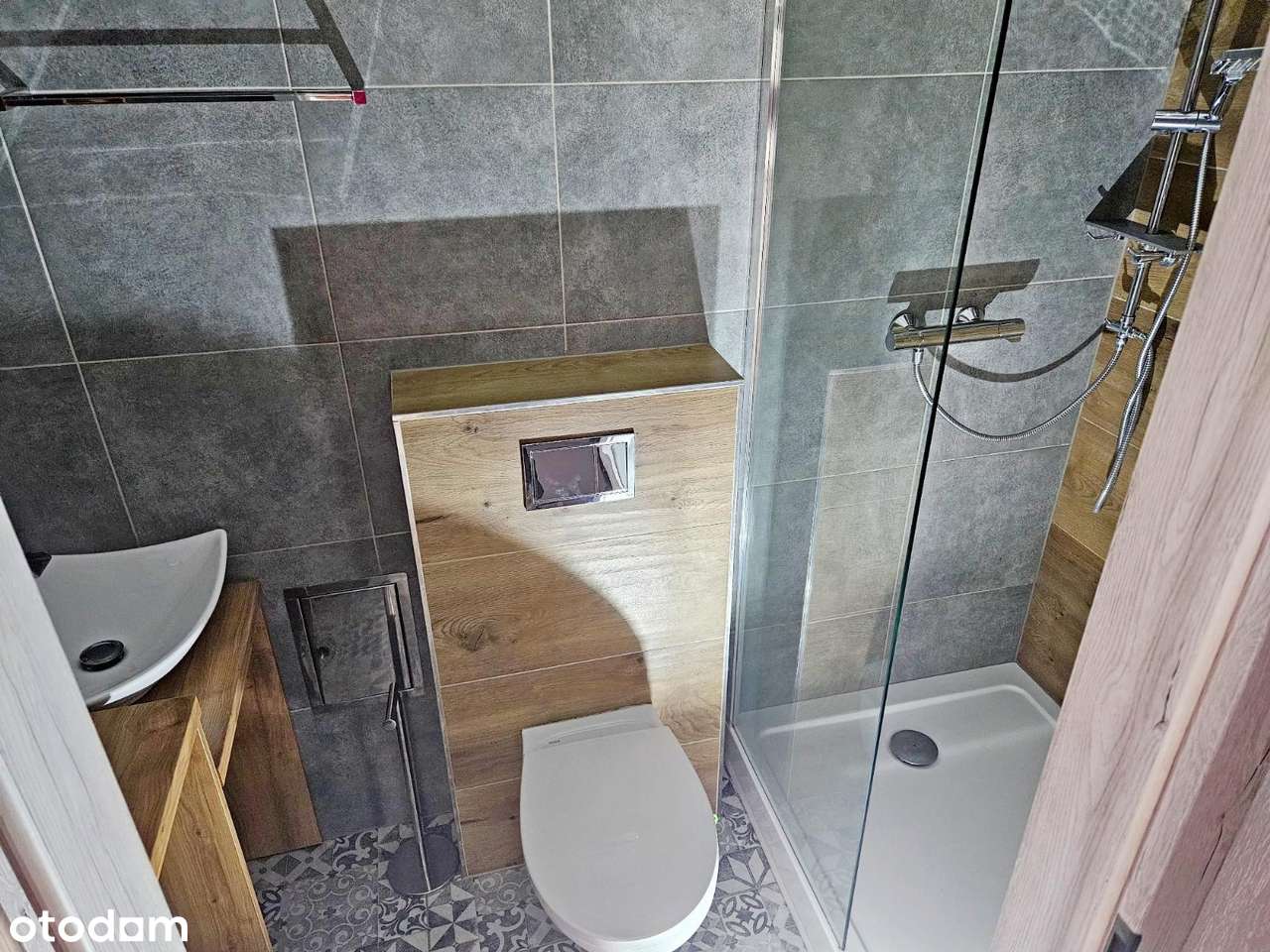 Mieszkanie na sprzedaż - 2 pokoje I piętro-6