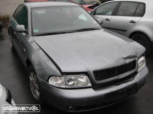 Audi A4 do ano de 1995 a 2000 - 1