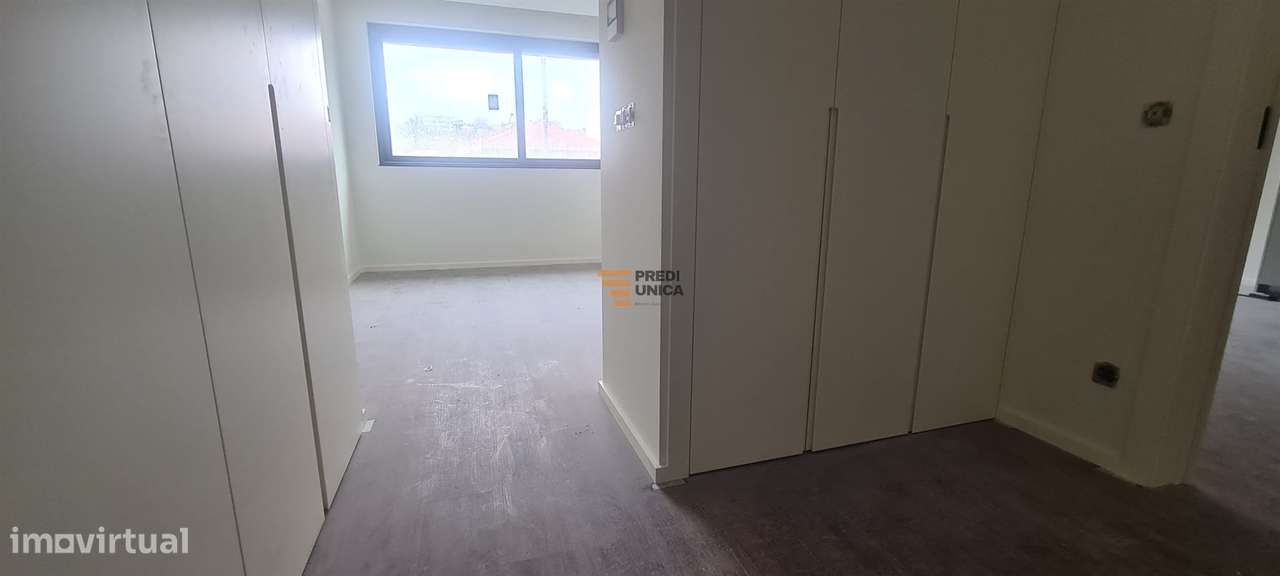 T1 AV. REPUBLICA V.N.GAIA-12