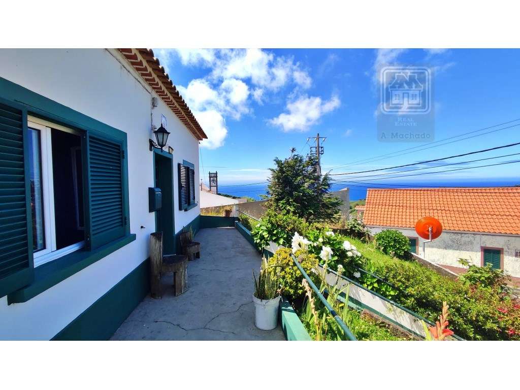 VENDA de CASA - MORADIA com Jardim, Entrada Lateral e Quintal - Fen...-6