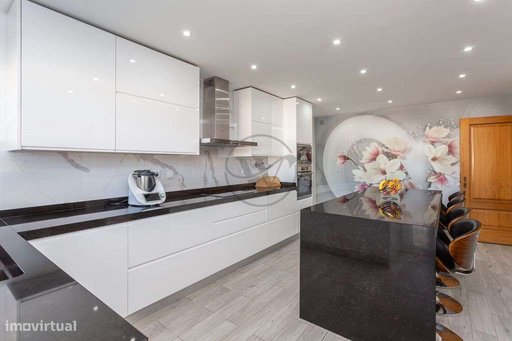 Moradia T5 para venda na Beloura I-9