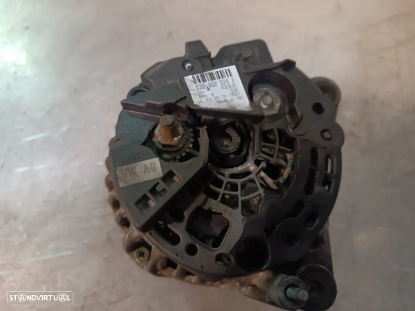 ALTERNADOR VOLKSWAGEN TRANSPORTER T 1.9TDI 038903024F - 2