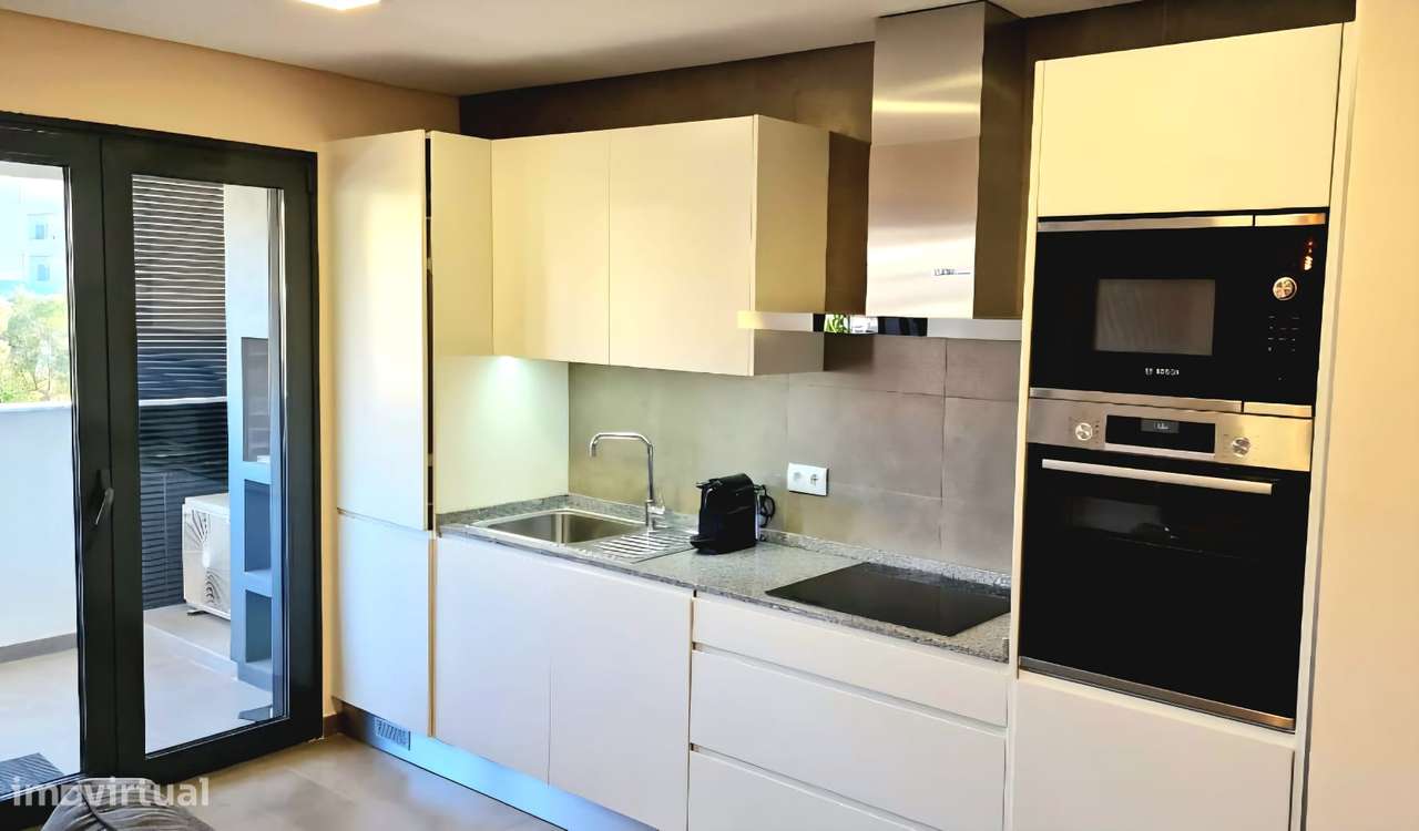Apartamento T1 com lugar de garagem e Piscina - Lejana, Faro-10