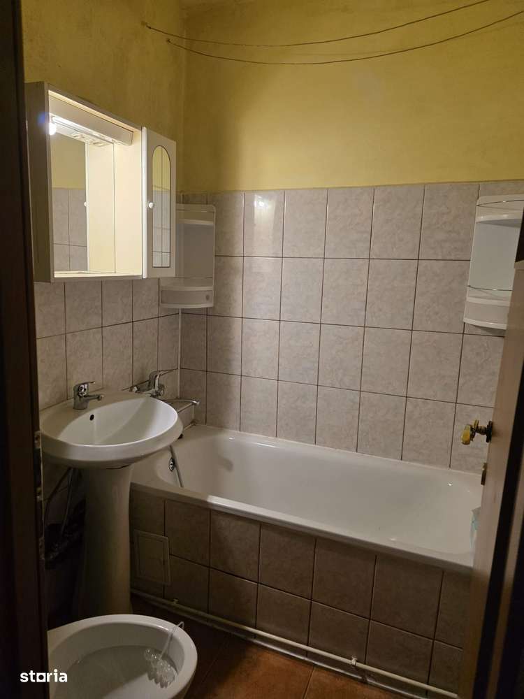 Apartament 2 camere Florilor,parter,semidecomandat,72500 Euro-5