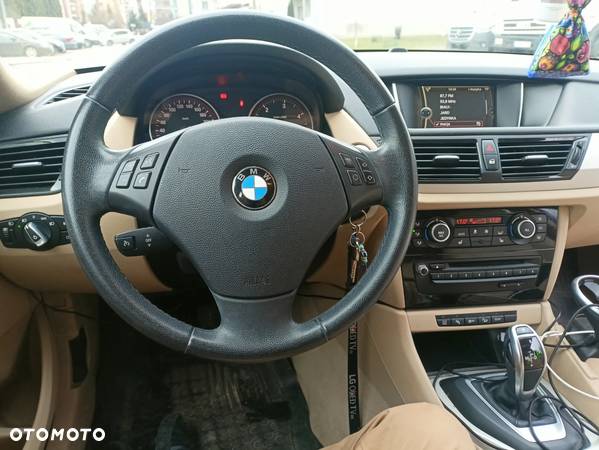 BMW X1 xDrive18d - 17