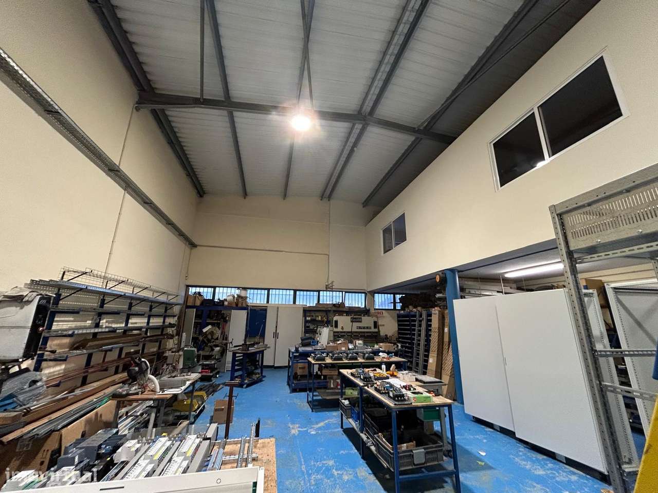 Armazém 458m2 Ermesinde-5