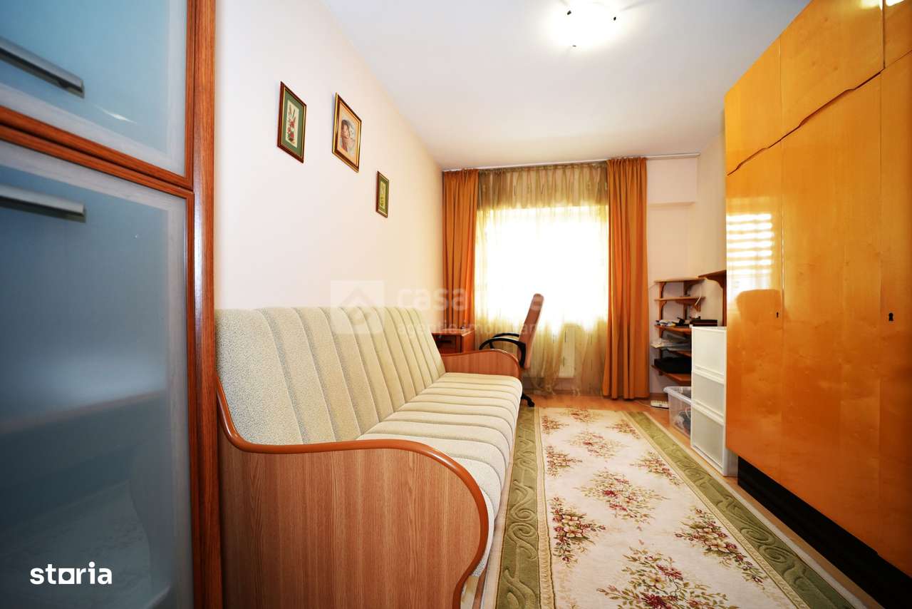 Ultracentral, apartament 3 camere, etaj intermediar - Imagine principală: 5/10