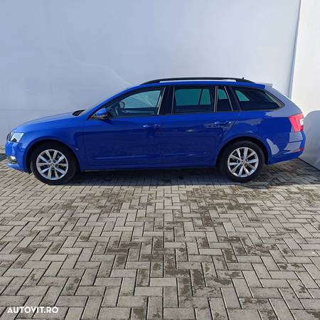 Skoda Octavia Combi 1.5 TSI ACT DSG Ambition - 3