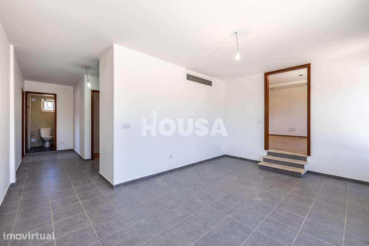 Moradia T3 Renovada | Azoia – Leiria-11