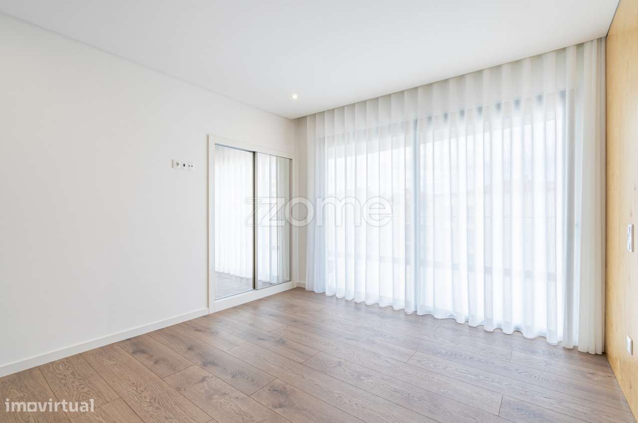 Apartamento T3 Penthouse com Vista Mar e Cidade no Caniço-23