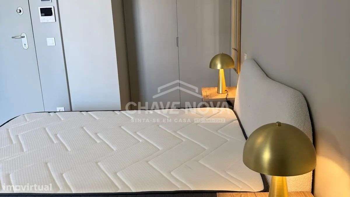 Apartamento T0 c/ Varanda e com piscina | Douro Tower – Santa Marinha-7