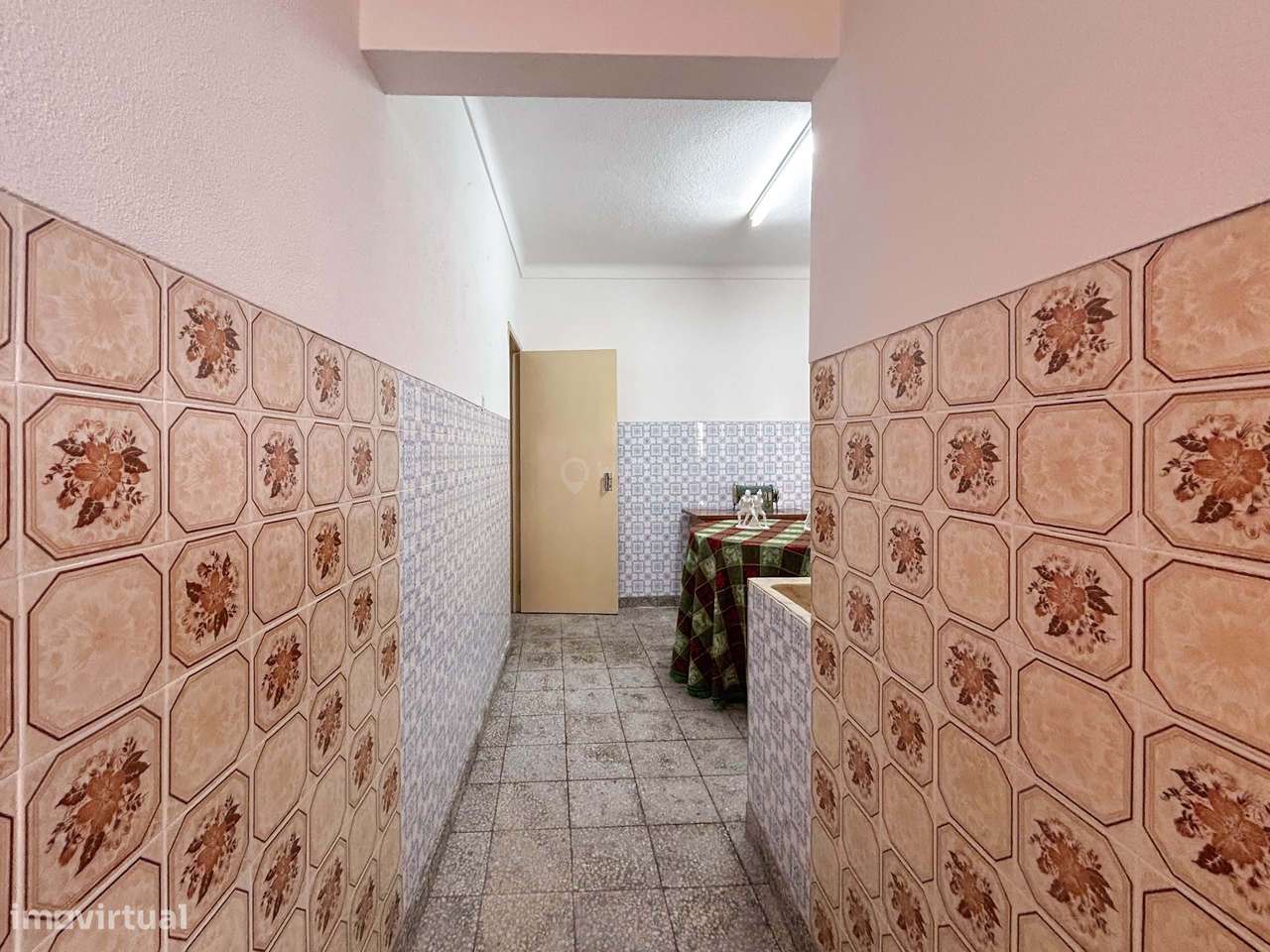 Moradia T3 habitável c/ Quintal e Enorme Potencial de Transformação –-13