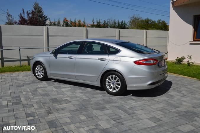 Ford Mondeo 1.5 TDCi Start-Stopp Titanium - 11