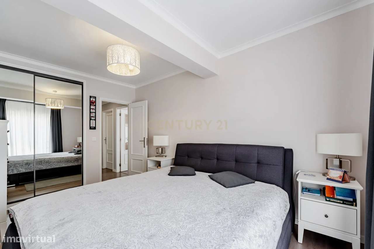 Apartamento T2 em Rio de Mouro, Sintra.-16