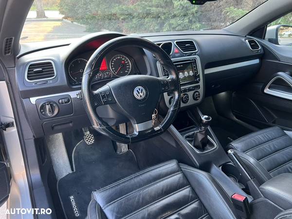 Volkswagen Scirocco 2.0 TDI - 12