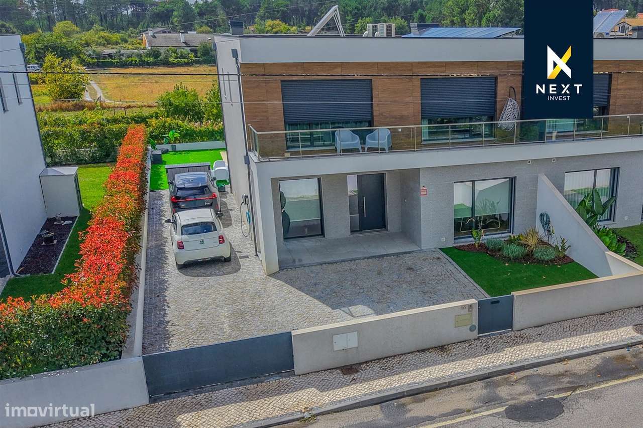 Moradia Geminada T4 com Piscina – Viseu-14
