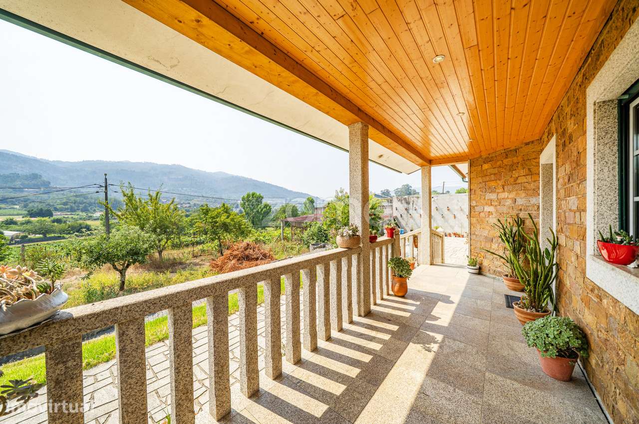 Moradia, 183 m², Nogueira - Grande imagem: 4/36