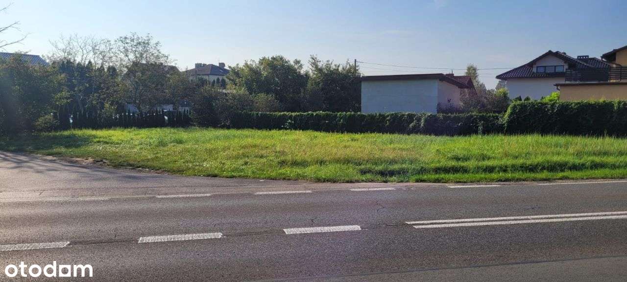 Atrakcyjna działka usługowo-mieszkaniowa przyDW939