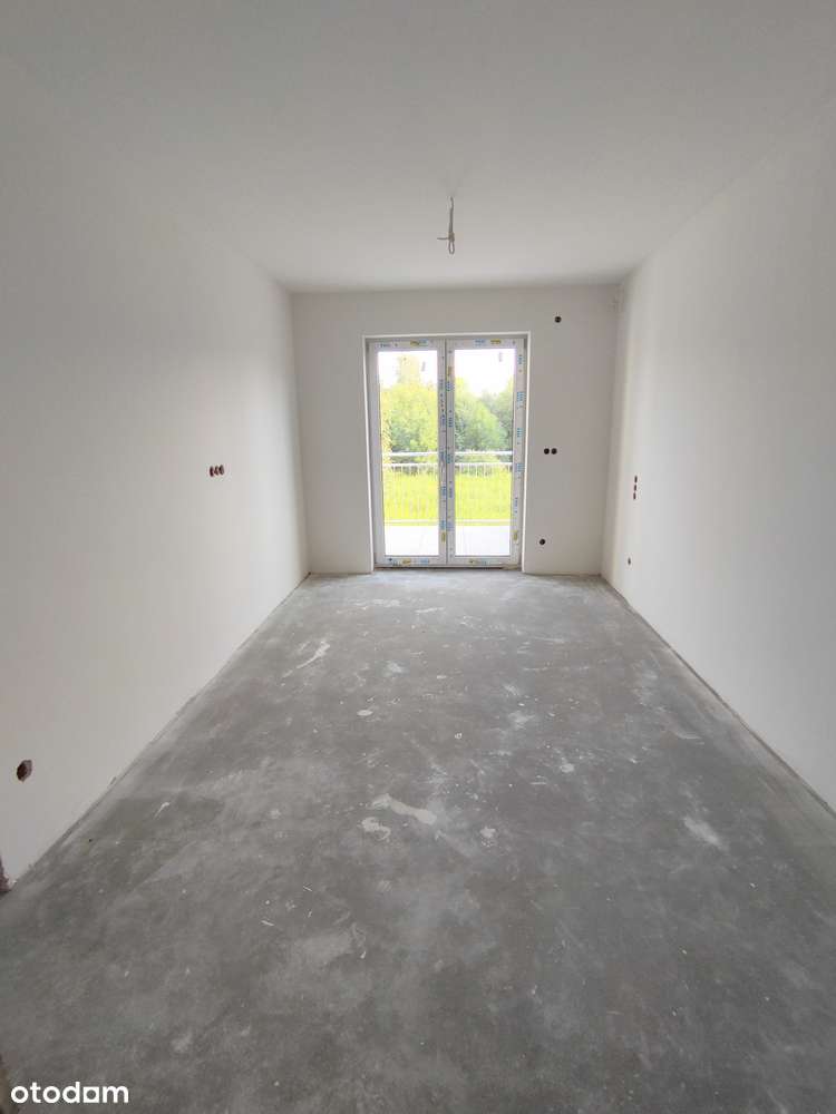 Nowoczesny dom 4 pokoje z garażem i klimatyzacją-9