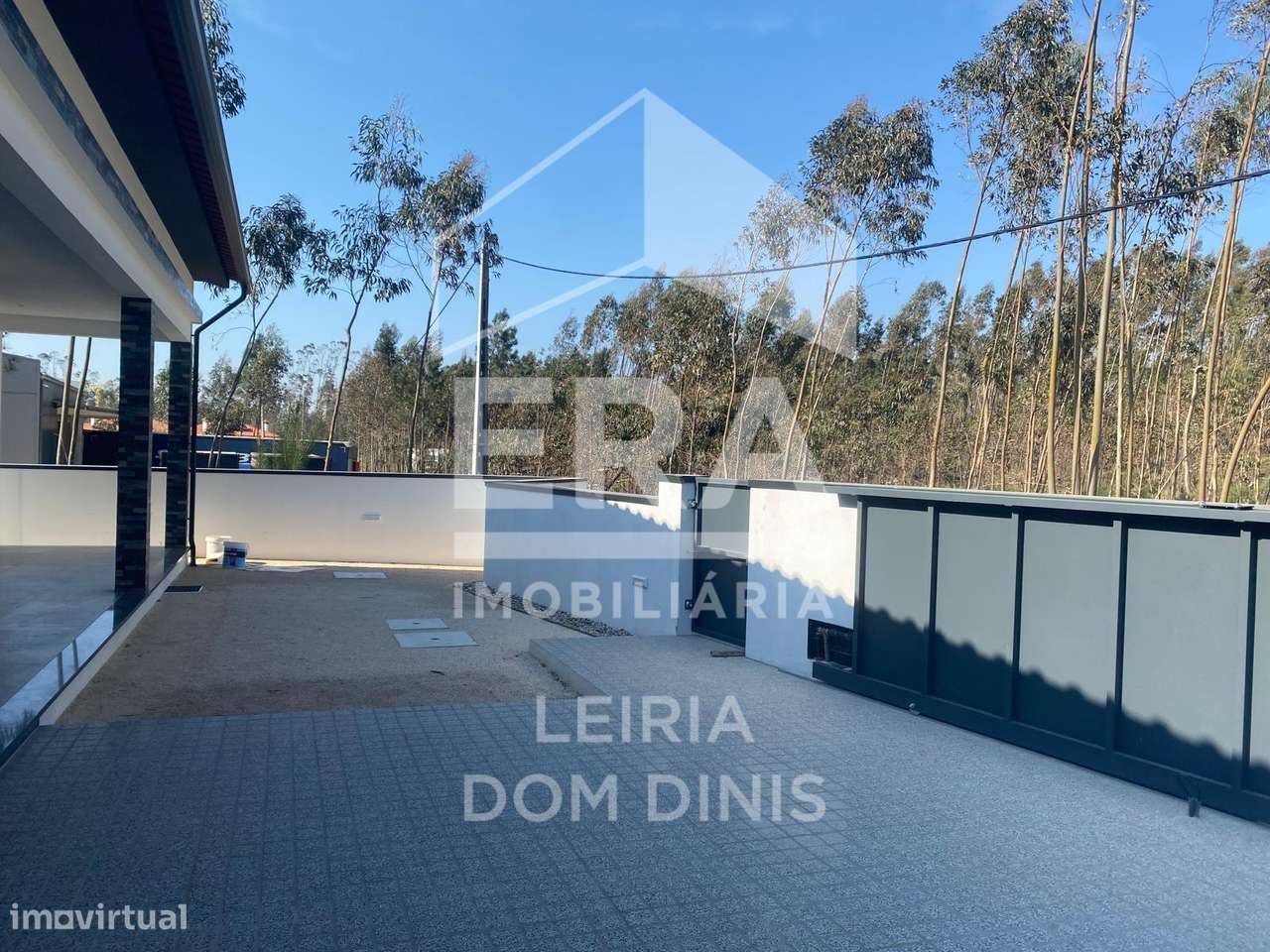 Moradia T3 Nova em Leiria-4
