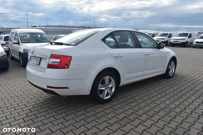 Skoda Octavia 1.6 TDI SCR Ambition - 7