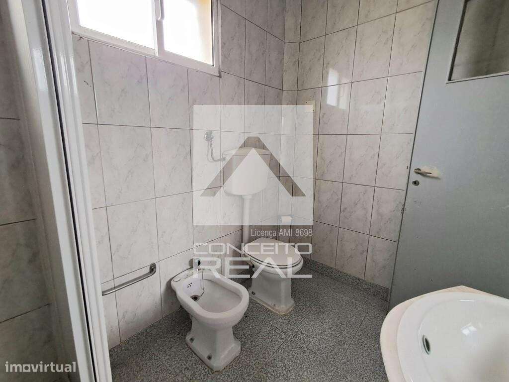 Moradia - Centro de Rio Tinto - T3 - 3 Frentes-24