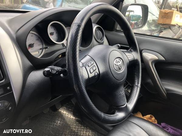 Toyota Rav4 20d 115 Hp interior piele scaune trapa bară torosuri roti luneta haion USA uși - 4