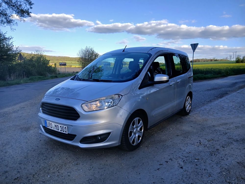 Ford Tourneo Courier 1.0 EcoBoost Titanium 2015