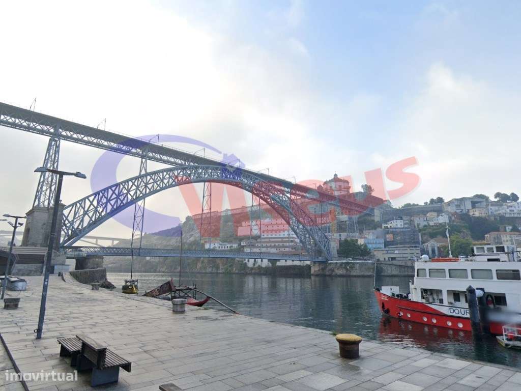 Apartamento T2k com Terraço Oliveira do Douro-16